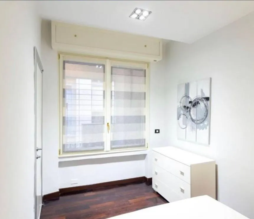 Luxury Home 100 Mq A Stone'S Throw From The Duomo ميلان 0*,