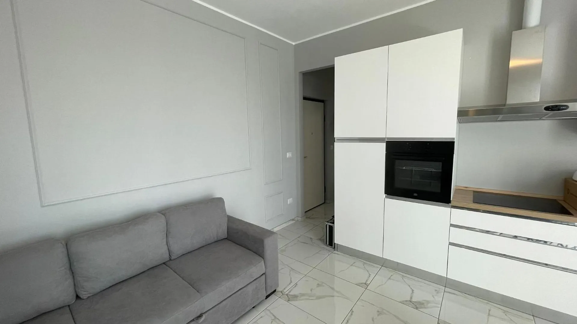 Luxury Home 100 Mq A Stone'S Throw From The Duomo ميلان 0*,  إيطاليا