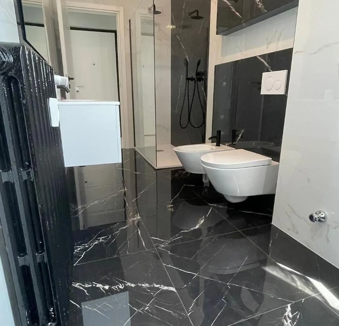 Luxury Home 100 Mq A Stone'S Throw From The Duomo ميلان 0*,  إيطاليا